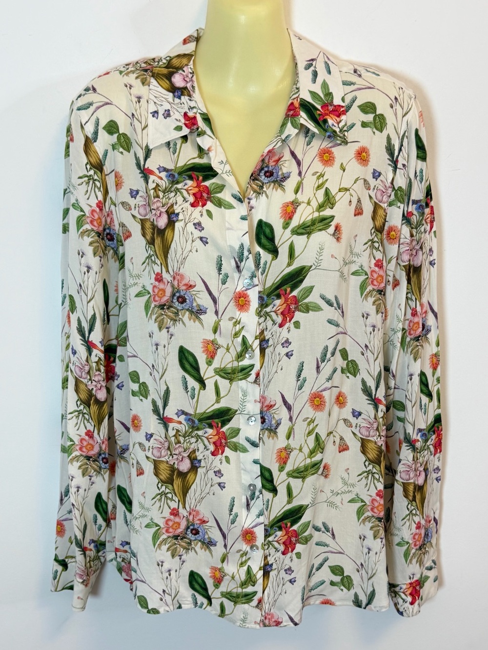 L'AGENCE Cream Floral Blouse with Pink and Yellow Blooms